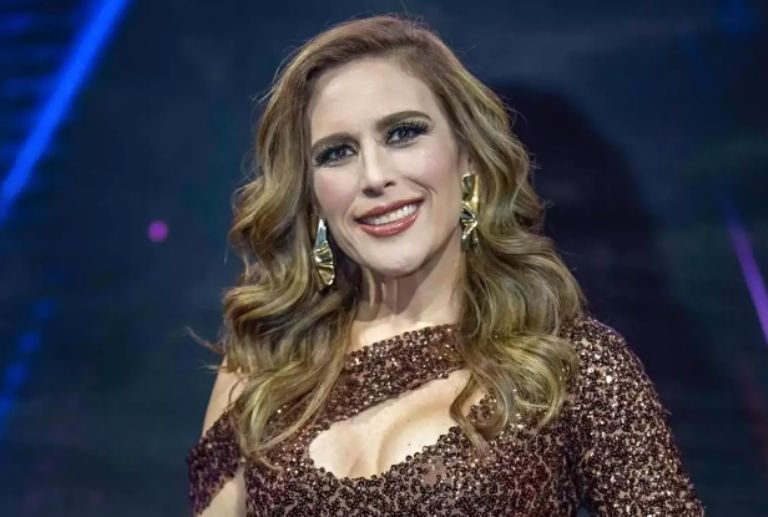 Angélica Vale vuelve a hablar del tema de 'La Novia de México'