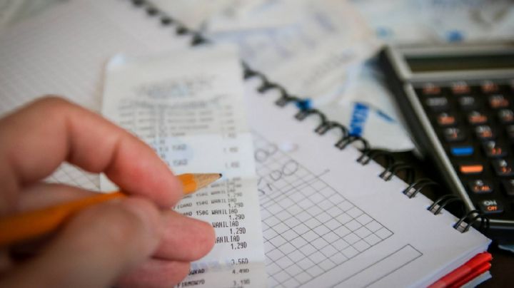 ¡No huyas del SAT! Todo lo que debes saber para hacer tu declaración anual 2024