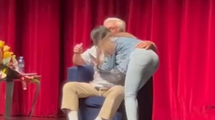 Nuevo video expone a Roberto Canessa tocando a otra joven durante conferencia en México