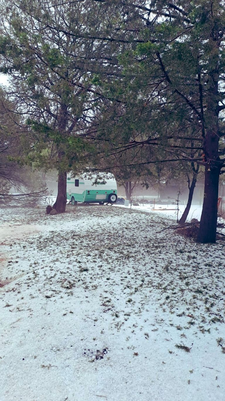 Sorprendente Granizada en Huasca de Ocampo Contrasta con Altas Temperaturas en Hidalgo