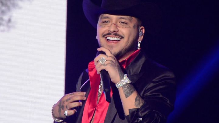 FOTO: Christian Nodal se hace 'extravagante arreglito' en los dientes y desata indignación
