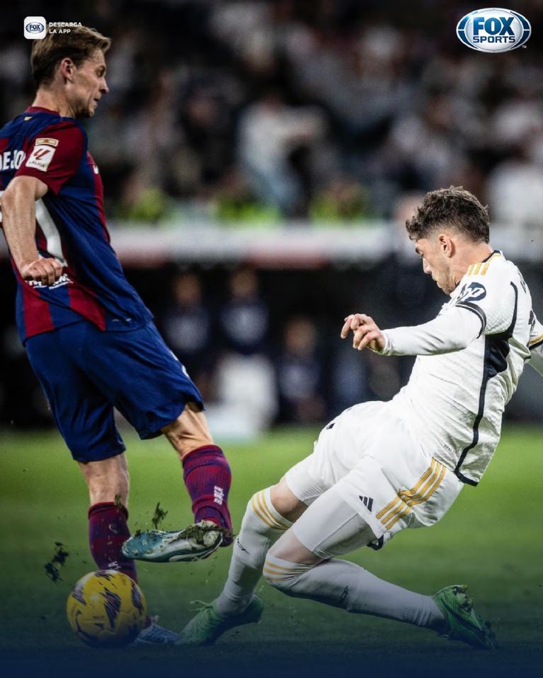 De Jong solo sufre esguince tras  golpe en el tobillo, durante el Real Madrid vs Barça