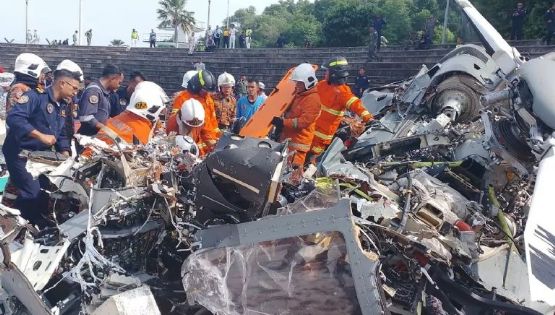 Tragedia en Malasia: Helicópteros de la Marina chocan en pleno vuelo, 10 víctimas fatales