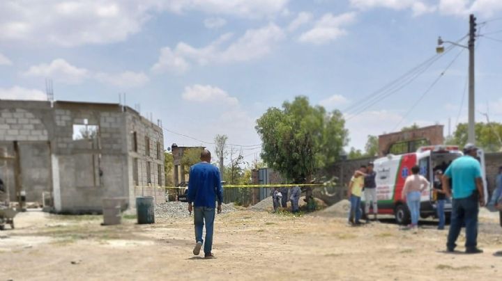 En plena obra de construcción, 4 pistoleros le arrebatan la vida a albañil en Hidalgo