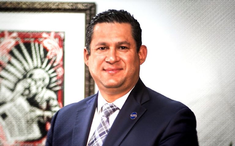 Diego Sinhue Rodríguez 