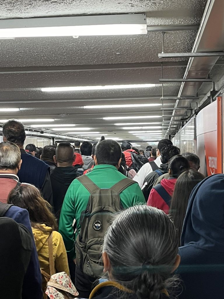 Caos en el Metro de la CDMX