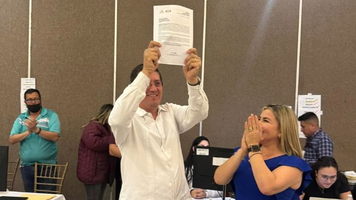 Junto a Morena, Elías Retes realiza su registro como candidato a la alcaldía de Navojoa