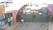 Foto ilustrativa de la nota titulada Indignación en Tultepec: Captan a hombre golpeando a su perro en la calle en un FUERTE VIDEO