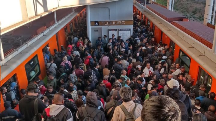Caos en la Línea 12 del Metro: Tren falla en estación Tezonco y desalojan a pasajeros