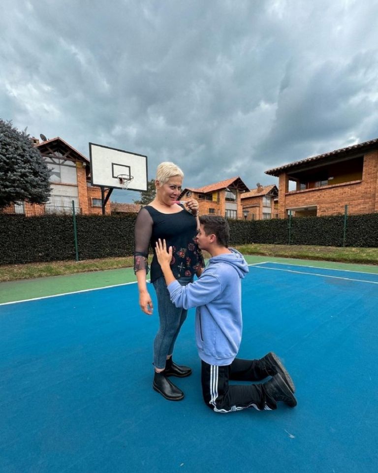 Alina Lozano confirma que está esperando a un bebé