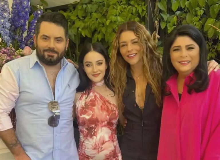 Al baby shower acudió Grettell Valdéz 