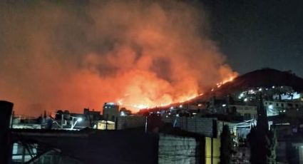 VIDEO: Fuerte incendio consume la Sierra de Guadalupe, en Tultitlán; vecinos en alerta