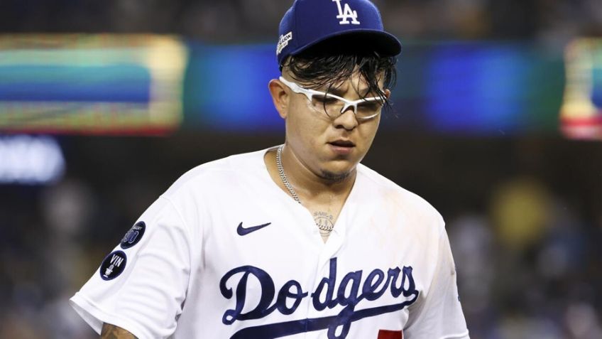 Julio Urías, expitcher de Dodgers, es acusado de 5 delitos menores; tendrá audiencia en mayo