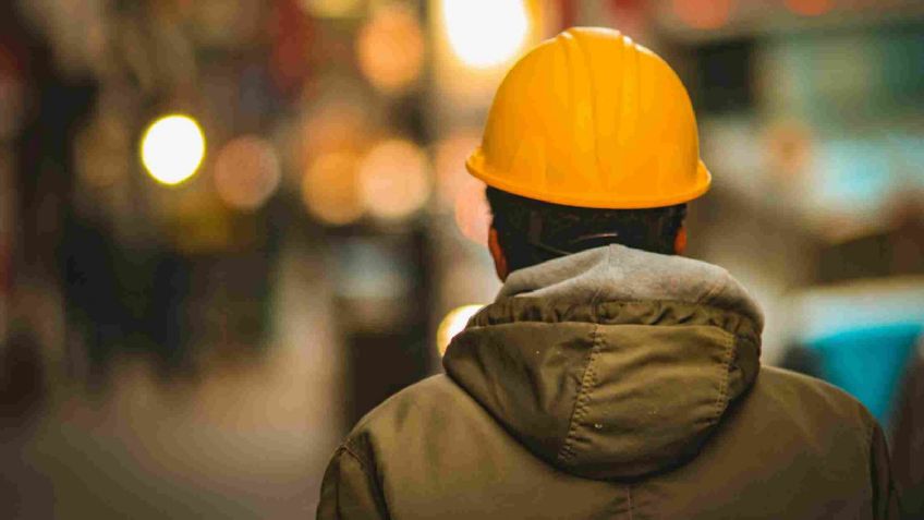 Trabajadores que laboran el Día del Trabajo en México reciben pago extra: ¿Por qué?