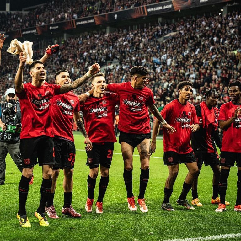 Leverkusen regala tatuajes a sus aficionados