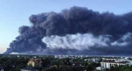 Incendio arrasa con centro comercial en Varsovia: Caos y devastación en Polonia