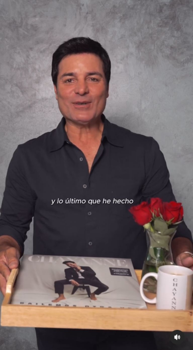 Chayanne le lleva el desayuno a sus miles de fans