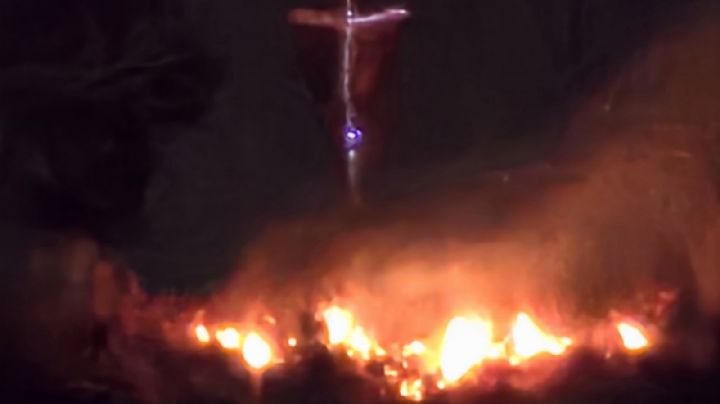 VIDEO: Cruz de dos metros cae y aplasta a feligreses en Xochimilco; se reportan leisonados