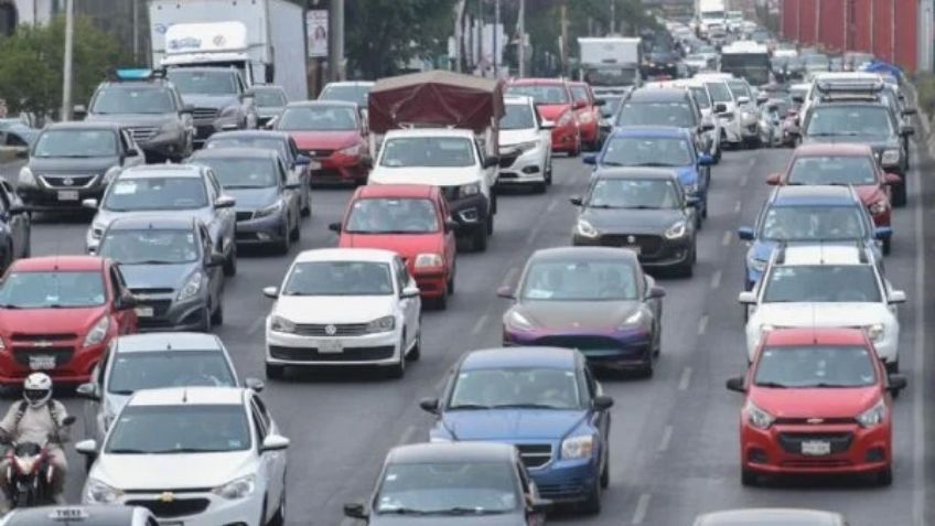 Doble Hoy No Circula 15 de mayo 2024: Autos que no salen por Contingencia Ambiental en CDMX