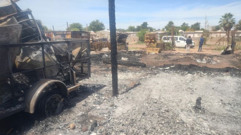 Sandra perdió su hogar en incendio, solicita apoyo ciudadano