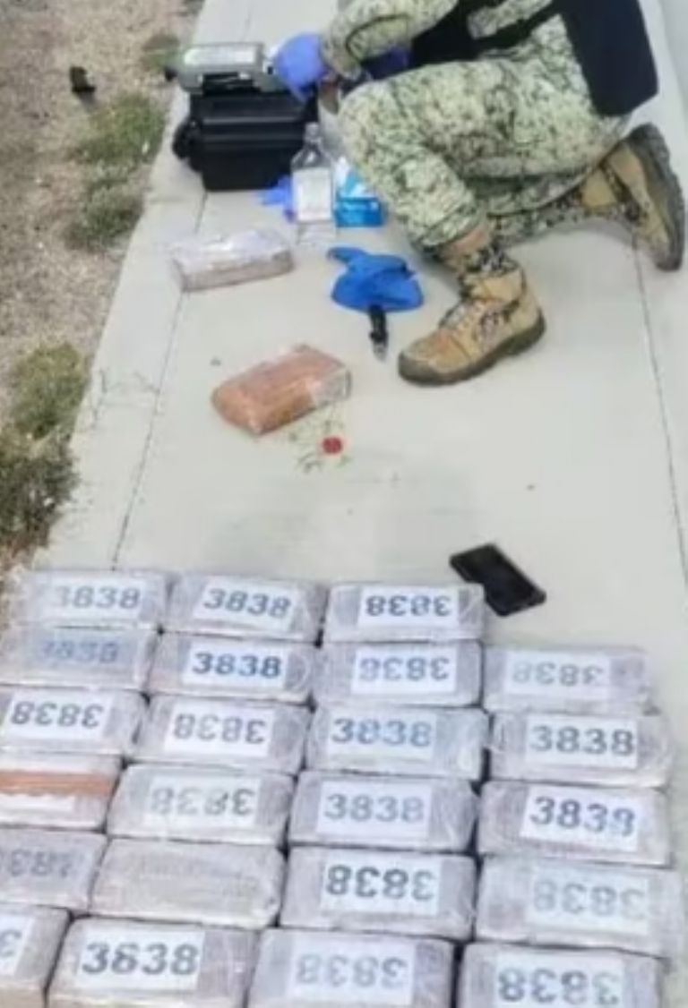 Los paquetes estaban en cinta café y plástico