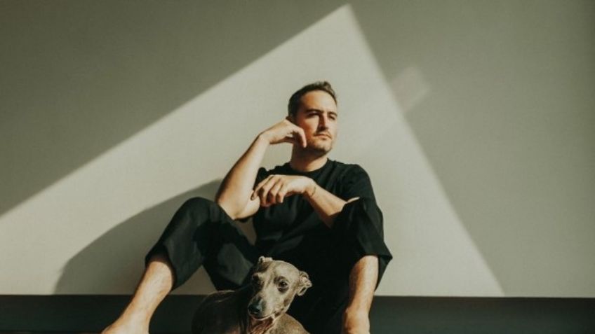 ¿Vocalista de Reik tiene un romance? Filtran fotos del cantante vacacionando con un hombre