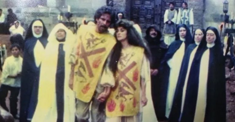 Descubre como lucen Lucía Méndez y el elenco de El Extraño Retorno de Diana Salazar