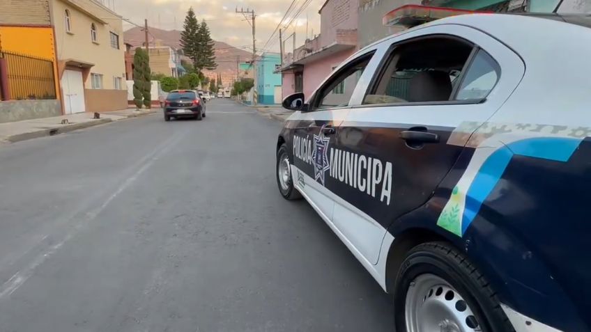 Sicarios emboscan y ejecutan a dos policías en Tlalnepantla, Estado de México