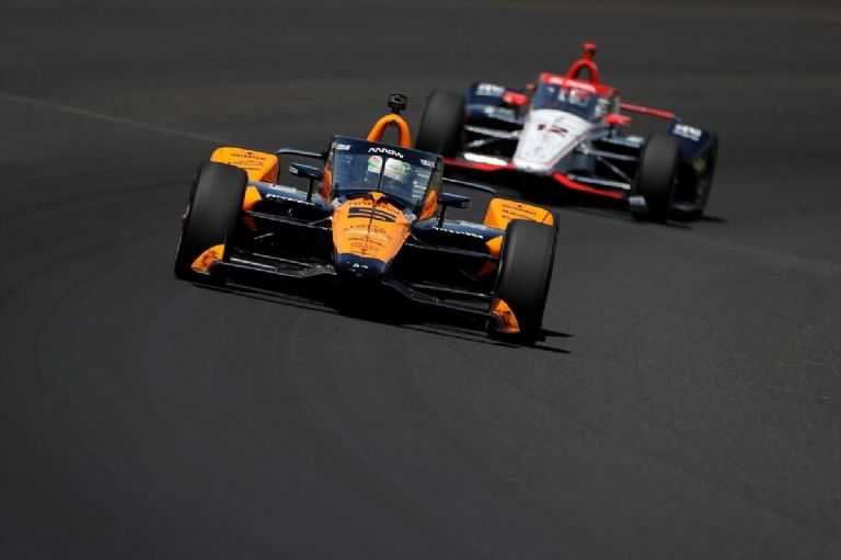 Indy 500: Pato O'Ward Rosa la Gloria en una Final Emocionante
