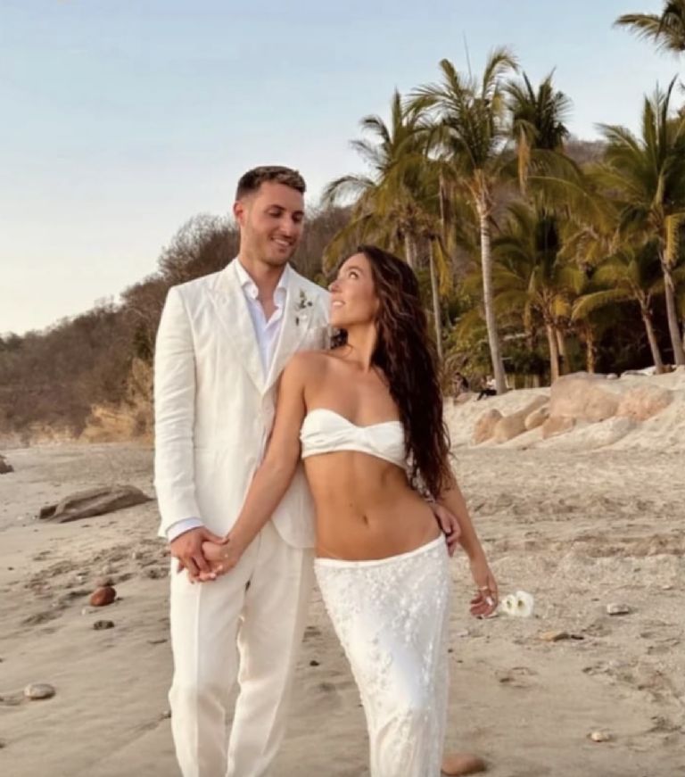 Santiago Giménez y Fernanda Serrano: Una Boda de Telenovela en las Playas de Punta Mita