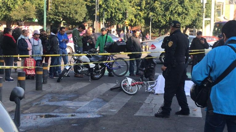 Ciclista atropellado en Chapultepec