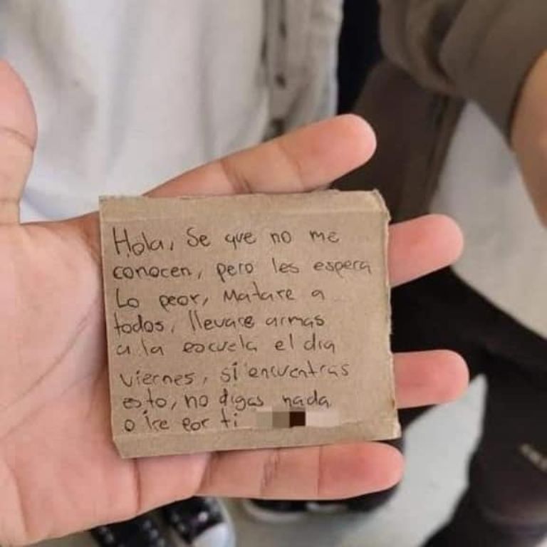 Amenazan con desatar masacre en escuela de Obregón. Foto: Facebook