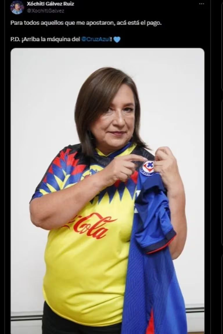 Xóchitl Gálvez cumple apuesta y se pone la playera del América