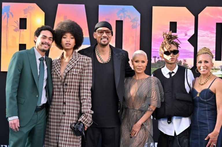 Toda la familia desfiló sobre la alfombra roja