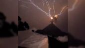 Foto ilustrativa de la nota titulada Impactante FOTO: Poderoso rayo alumbra erupción del Volcán de Fuego en Guatemala