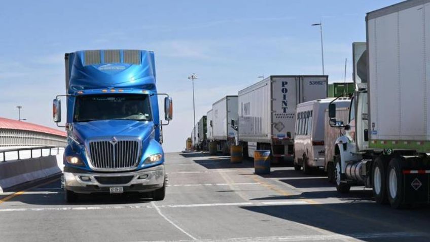 Golpe de calor cobra la vida de un trailero en Veracruz; pidió ayuda urgente