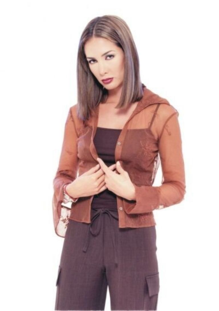 Exactriz de TV Azteca sale del clóset en Televisa