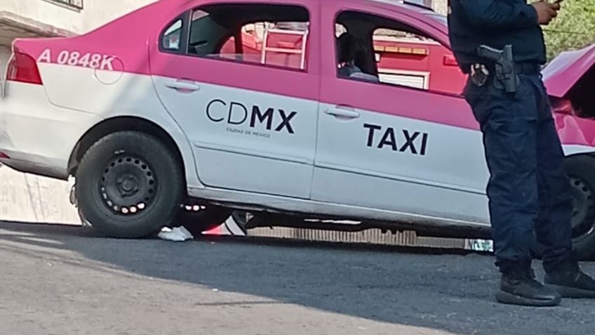 Se queda sin frenos: Taxista muere tras accidente en CDMX; su unidad quedó destrozada