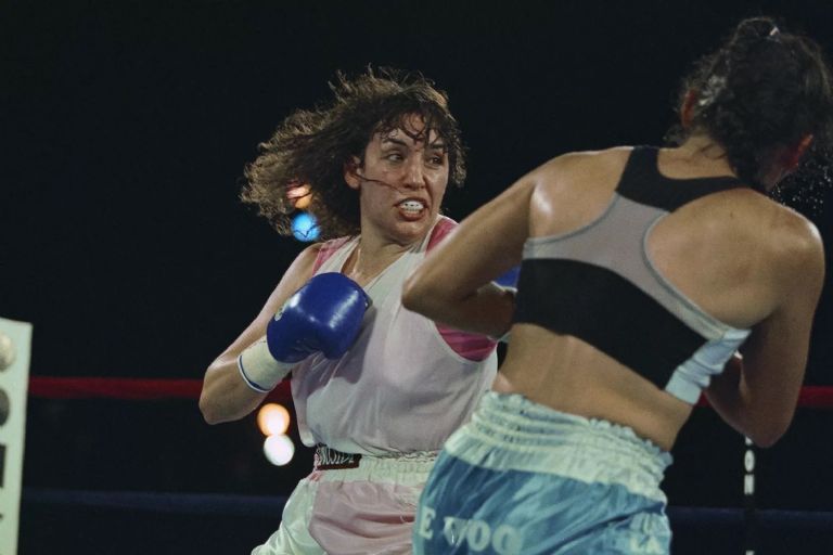 Sydney Sweeney prepara su transformación física para interpretar a la boxeadora Christy Martin