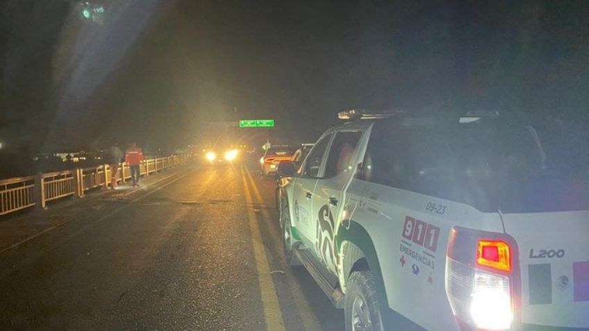 Tras incendio de tráiler, reabren carretera Santa Ana-Caborca: Protección Civil Sonora