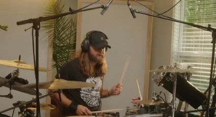 Baterista recauda miles para la investigación del cáncer con canciones de Foo Fighters