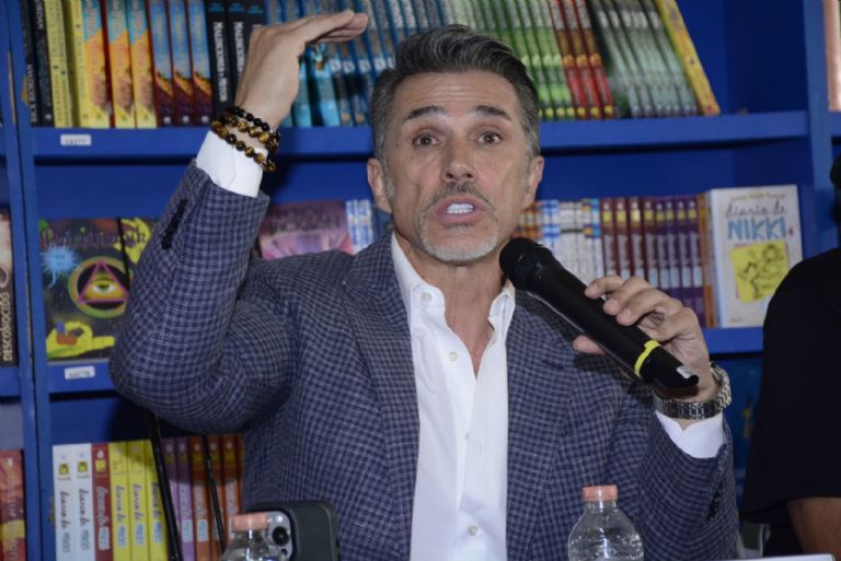 José Joel finalmente rompe el silencio: "Mi padre me advirtió sobre Sergio Mayer"