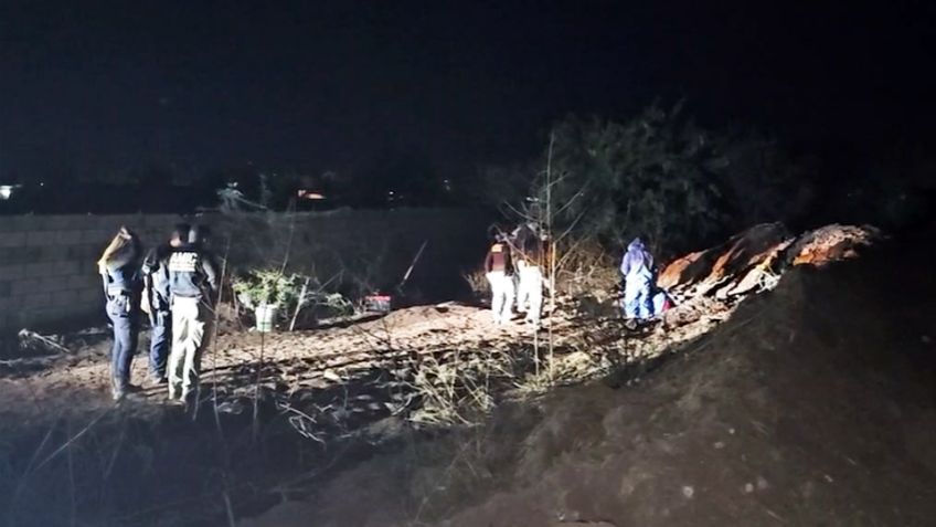 Colectivo encuentra cuerpo sepultado dentro de fosa clandestina en Ciudad Obregón