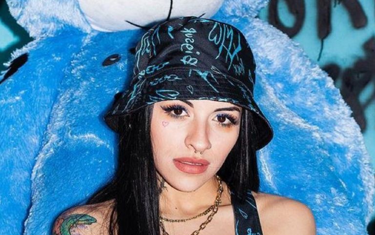 Cazzu le envía mensaje a Christian Nodal del Día del Padre