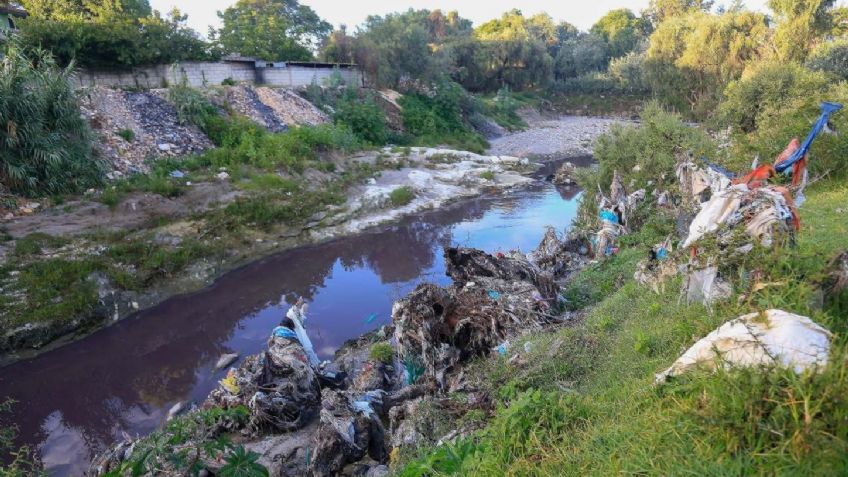 Hallan cuerpo en aguas negras de Puebla; las autoridades continúan con la investigación