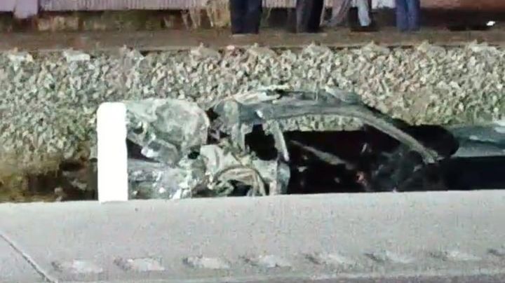 Alerta en la Carretera Federal México 15: Choque provoca incendio de auto; hay 2 muertos