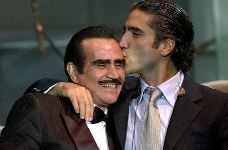 Alejandro Fernández anuncia gira en honor a Vicente