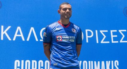 ¡Como ídolo! Cruz Azul presenta oficialmente al griego Giorgos Giakoumakis