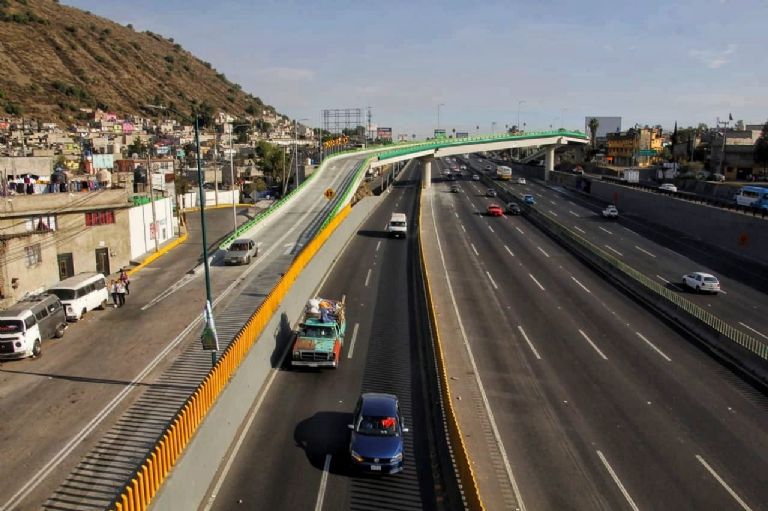 Caos en la Autopista México-Puebla