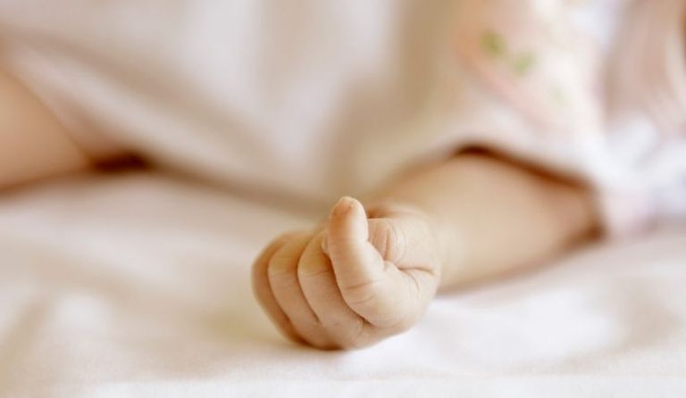 Abandonan a bebé en Neza